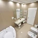 Luani-a & Wellness Center *