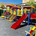 Resort Luani-a & Wellness Center *