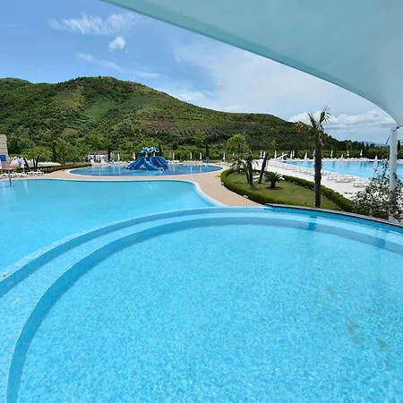 Luani-a & Wellness Center リゾート *