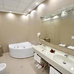 Luani-a & Wellness Center 리조트