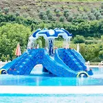 Luani-a & Wellness Center * Bahçallëk