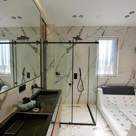 Luani-a Spa&wellness Center *