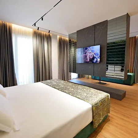 Üdülőközpont Luani-a & Wellness Center *