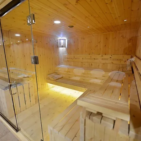 Luani-a & Wellness Center *