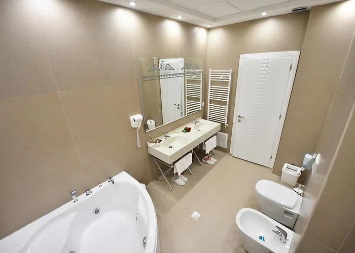 Luani-a & Wellness Center *