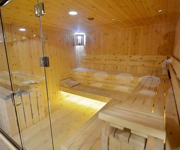 Luani-a & Wellness Center *