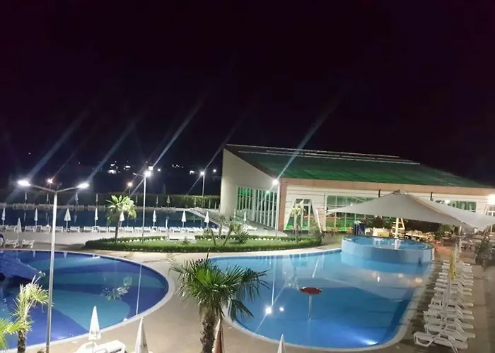 Luani-a & Wellness Center * Bahcallek